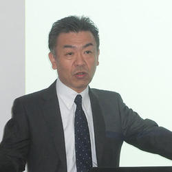 内田勝社長