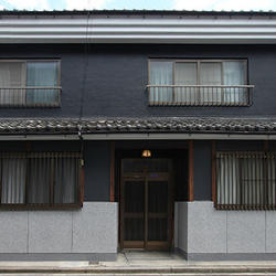 戸建改修部門・最優秀賞「F様邸外壁塗装工事」(大阪府) 戸建改修部門・最優秀賞「F様邸外壁塗装工事」(大阪府)