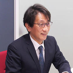 齋藤友良氏