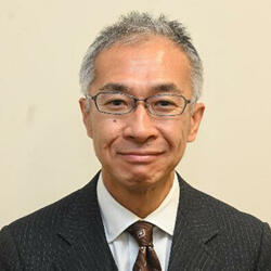 原田芳一氏