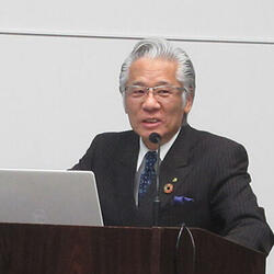 日塗装・若宮昇平氏.JPG