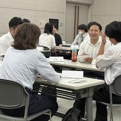 グループワークから研修スタート グループワークから研修スタート