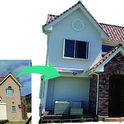 「SBアート塗装」のビフォー・アフター。塗り仕上げの大壁に一新