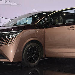 日産自動車「エルグランド」