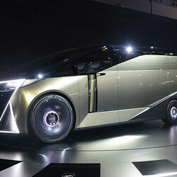 トヨタ「レクサス LS コンセプト」