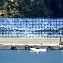 新加入のアーティスト・米澤さんによる10作目の壁画