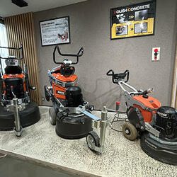 最新鋭のコンクリート研磨機