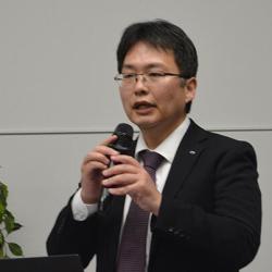 原田賢治氏