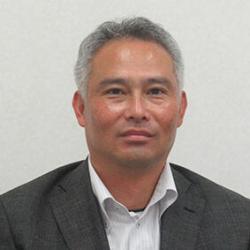鈴木保氏